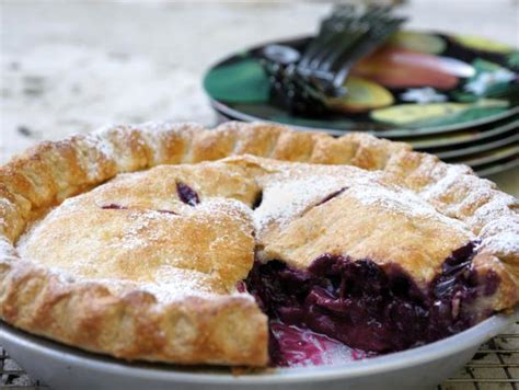 old-school-double-crust-blueberry-pie-with-goat image