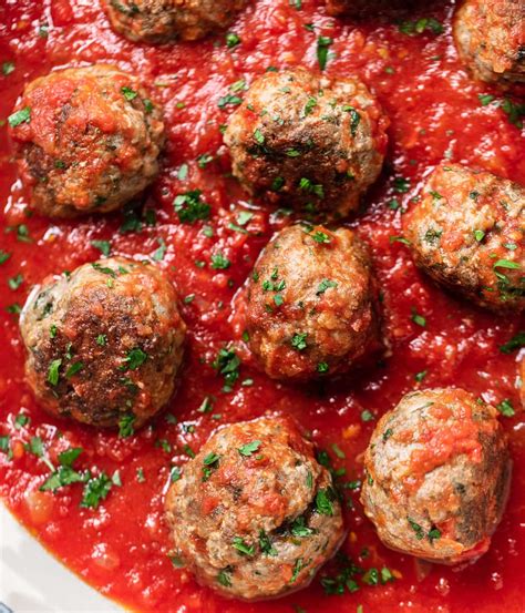 classic-italian-meatballs-tender-and-juicy-familystyle-food image