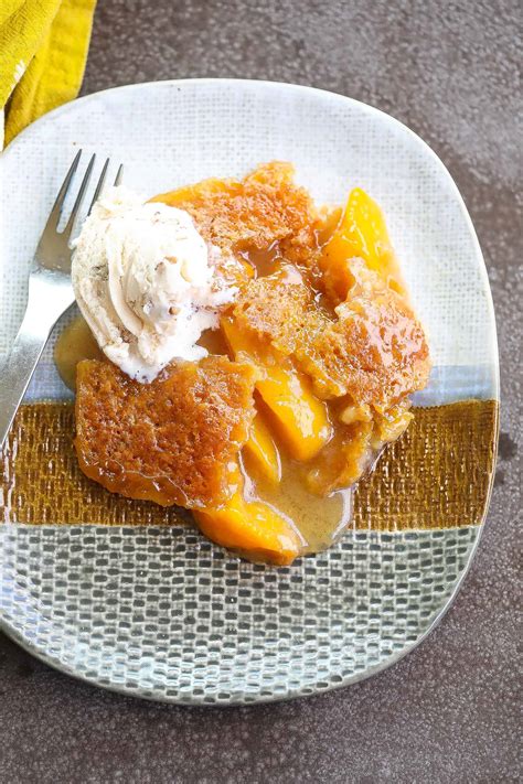 classic-southern-peach-cobbler-recipe-food-fidelity image