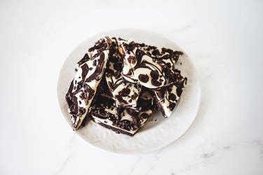 delicious-marbled-chocolate-bark-recipe-ehow image