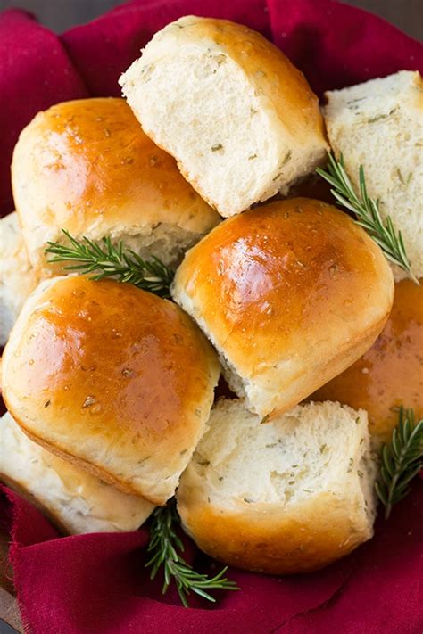 rosemary-dinner-rolls-cooking-classy image