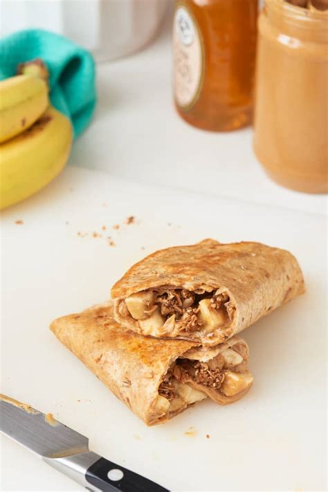 recipe-peanut-butter-banana-and-granola image