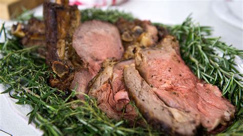 prime-rib-with-beef-gravy-recipe-todaycom image