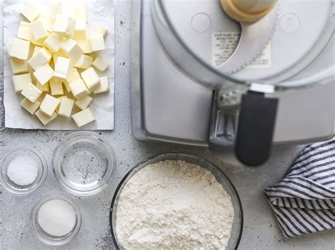 how-to-make-pie-crust-in-a-food-processor-completely image