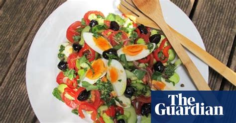 how-to-make-the-perfect-salade-nioise-french-food image