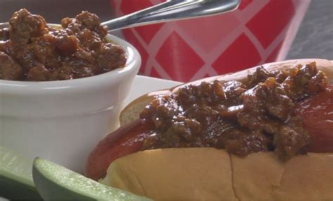 mr-food-old-time-hot-dog-sauce-wink-news image