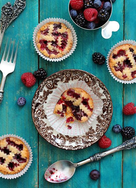 mini-mixed-berry-pie-bakers-royale image