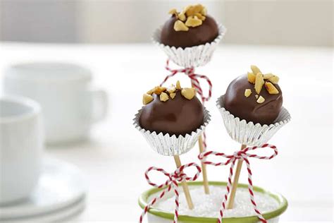 chocolate-peanut-butter-bonbons-canadian-living image