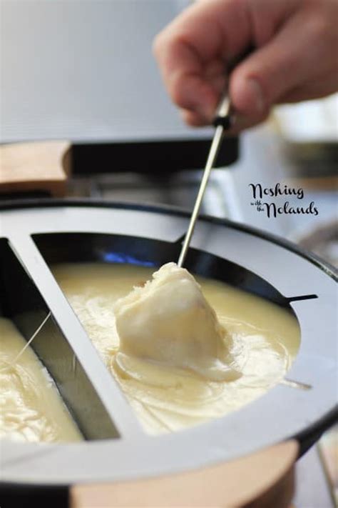 emmentaler-gruyere-fondue-with-roasted-garlic image