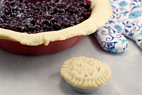 no-fail-pie-crust-cold-water-pastry-food-meanderings image
