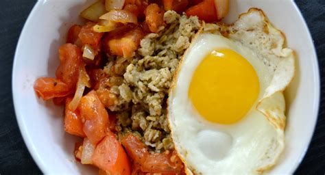 11-savory-oatmeal-recipes-to-mix-up-your-breakfast image