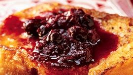 vanilla-maple-french-toast-with-warm-berry-preserves image