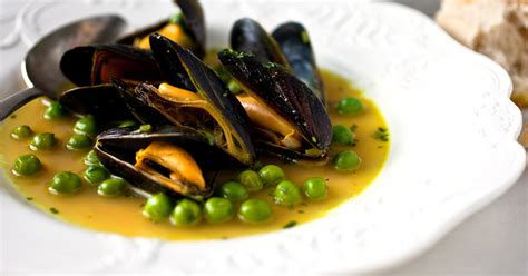 one-more-reason-to-love-mussels-curry-laced image