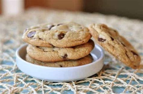 soft-and-chewy-chocolate-chip-cookie-recipe-mels image
