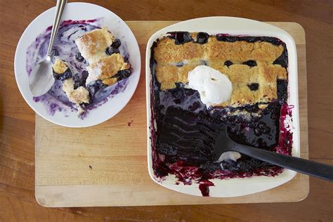 blueberry-cobbler-recipe-with-cake-mix-recipe-the image