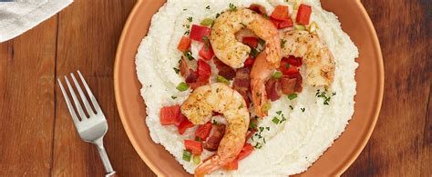 cajun-shrimp-and-cheddar-grits-recipe-quaker-oats image