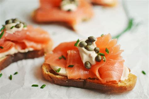 easy-to-make-smokey-salmon-crostini-little-figgy-food image