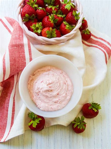 fresh-strawberry-buttercream-cake-recipe-delicious-table image