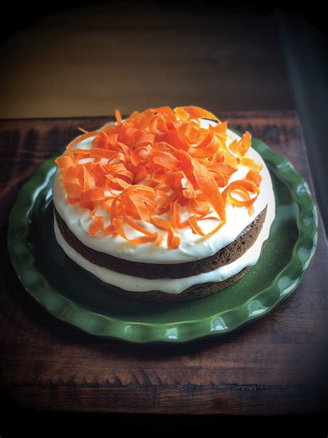 the-waldorf-astoria-carrot-cake-cool-food-dude image