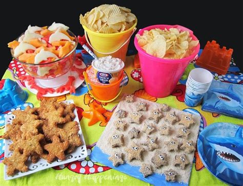 beach-party-food-ideas-featuring-chip-and-dip-chicken image