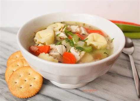 30-minute-cheese-tortellini-soup-weight-watchers image