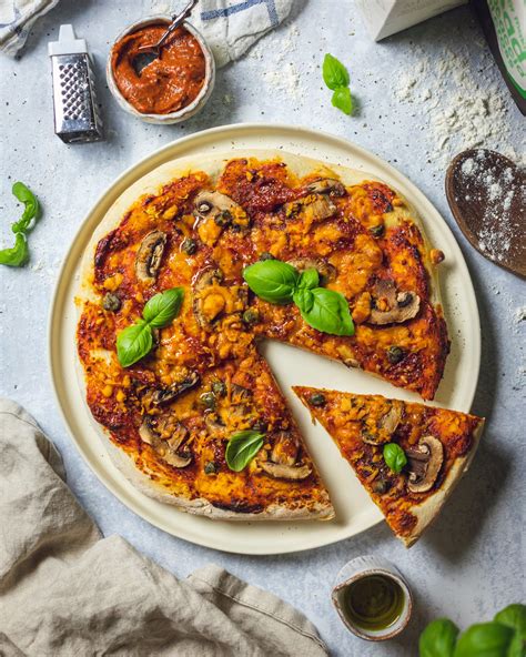 roasted-tomato-pizza-sauce-recipe-recipe-romy image