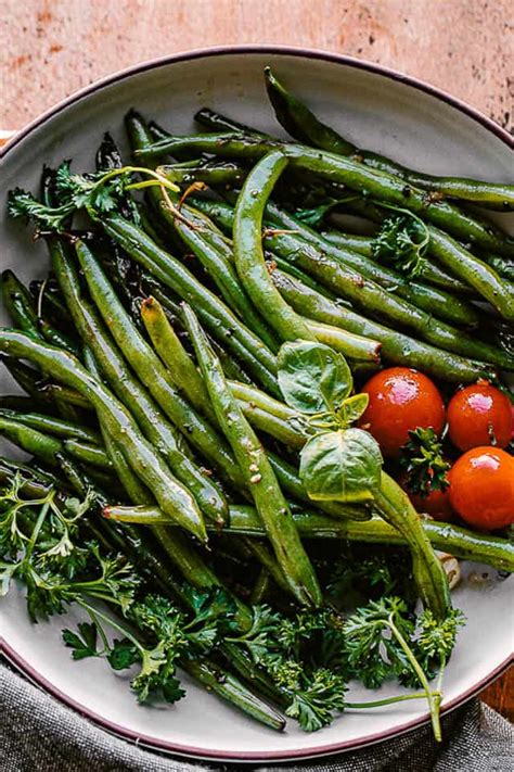 sauted-garlic-butter-green-beans-how-to-cook-fresh image