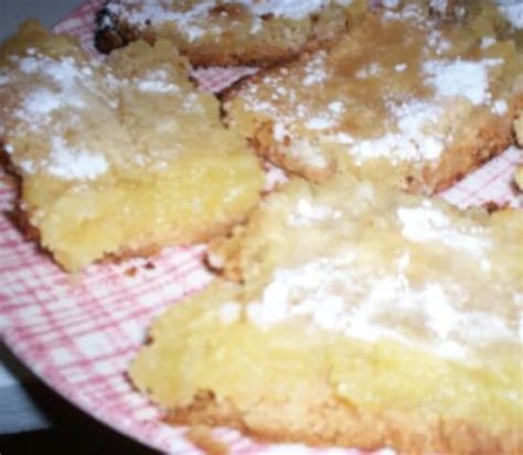 bake-sale-lemon-bars-recipe-cdkitchencom image
