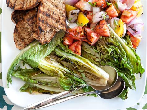 recipe-grilled-tomato-and-romaine-salad-whole image