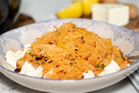 lahanorizo-greek-cabbage-with-rice-dimitras-dishes image
