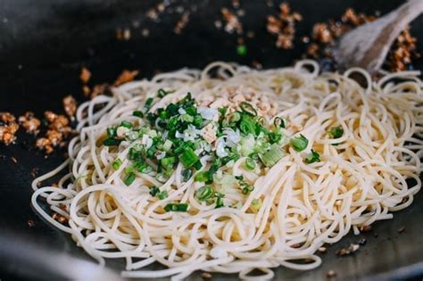 spicy-crispy-pork-noodles-made-with-spaghetti image