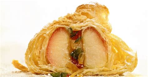 baked-apples-in-puff-pastry-recipe-eat-smarter-usa image