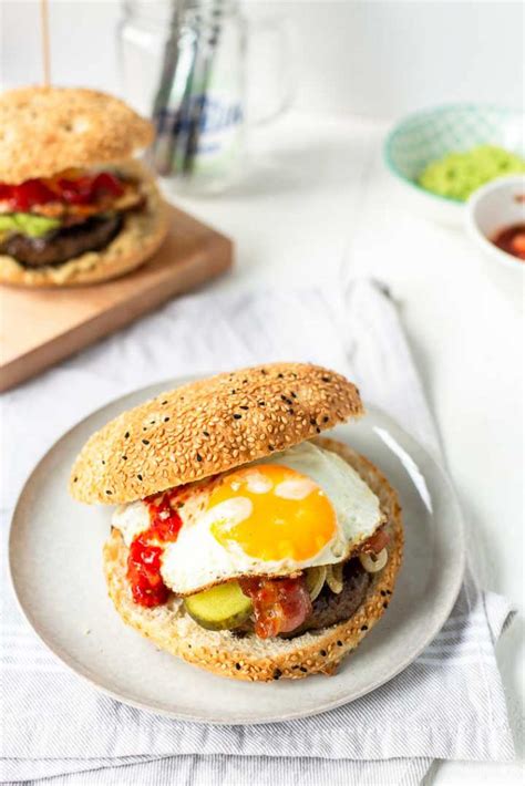 the-most-delicious-mexican-burger-you-need-to-try image
