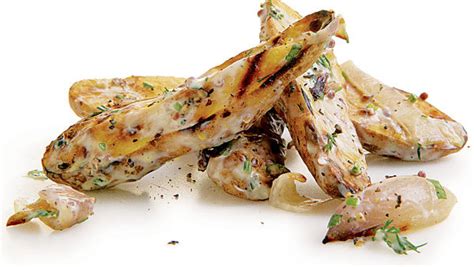 grilled-fingerling-potato-salad-with-creamy-herb image
