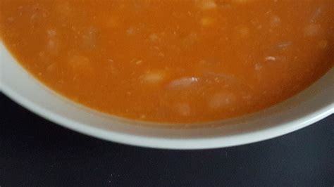 jani-mi-fasule-white-bean-soup-my-albanian-food image