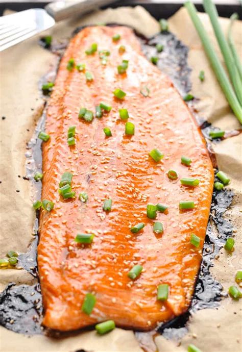 4-ingredient-baked-salmon-the-seasoned-mom image