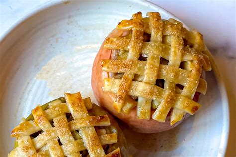 apple-pie-baked-apples-recipe-review-kitchn image