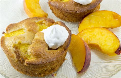 recipe-of-the-week-peach-cobbler-cupcakes image