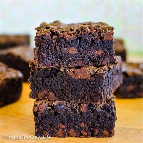 homemade-chocolate-chip-brownies-recipe-inside image