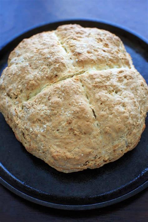 traditional-irish-soda-bread-4-ingredients-options-for image
