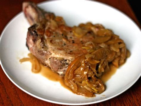 dinner-tonight-thick-cut-pork-chops-with-apples-and image