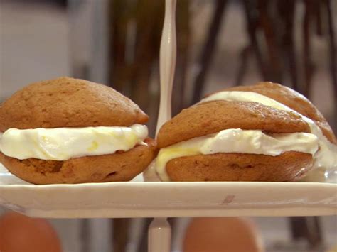 gingerbread-whoopie-pies-with-lemon-molasses-swirled image