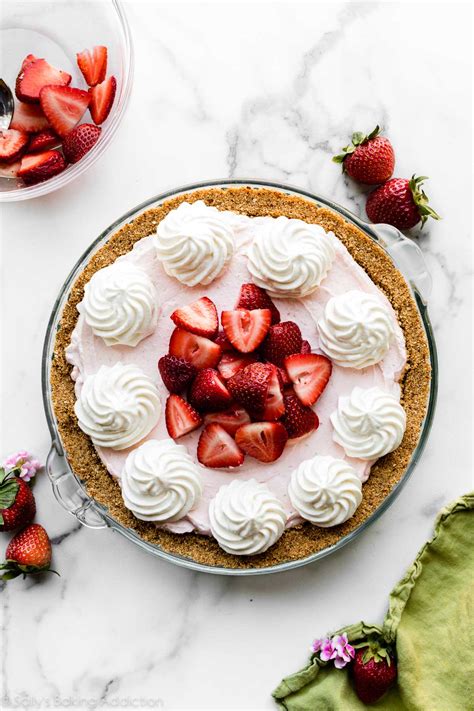 strawberry-no-bake-cheesecake-pie-sallys-baking image
