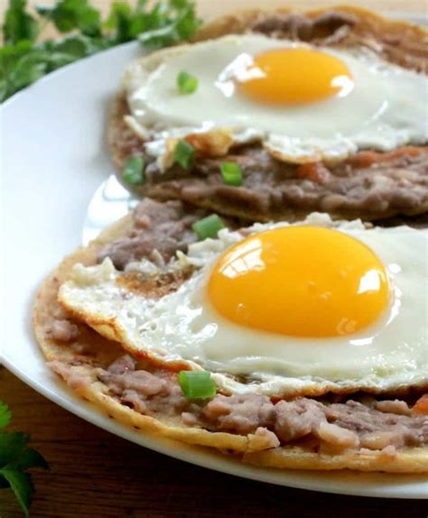 huevos-rancheros-an-authentic-mexican-breakfast image