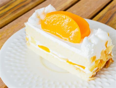 recipe-apricot-cream-cake-duncan-hines-canada image