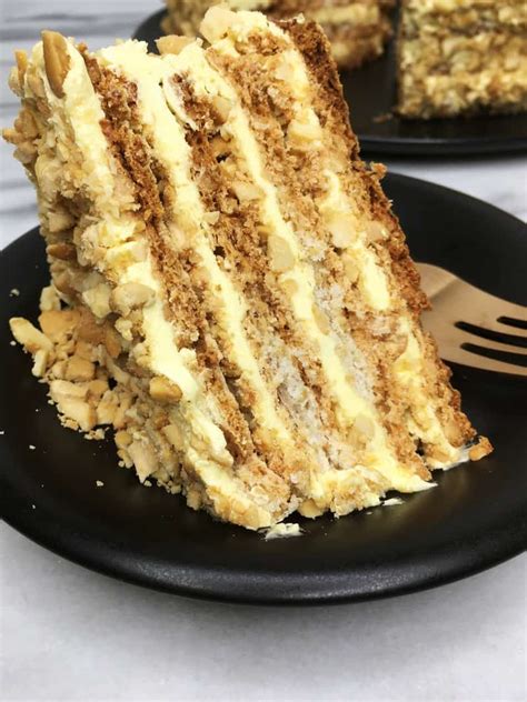 layer-cashew-cake-sans-rival-baking-like-a-chef image