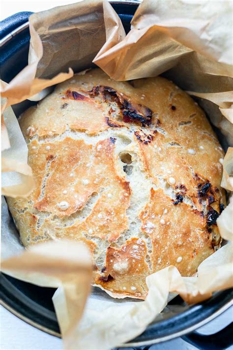 the-most-amazing-easy-no-knead-mediterranean-bread image