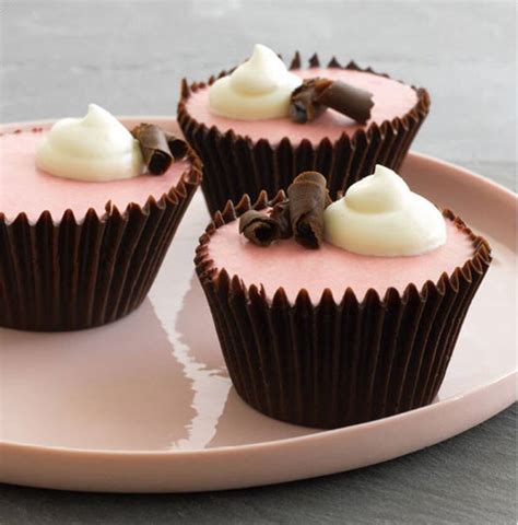 recipe-chocolate-raspberry-mousse-cups-style-at-home image