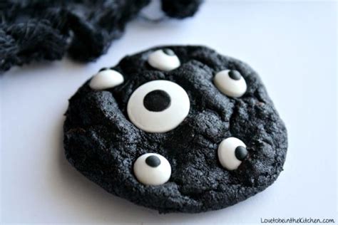 spooky-cookies-love-to-be-in-the-kitchen image