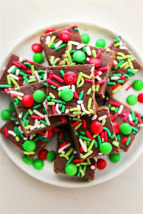 christmas-fudge-3-ingredients-only-crunchy image
